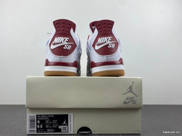 Nike DR5415-160 4 SB x Jordan Air 1105